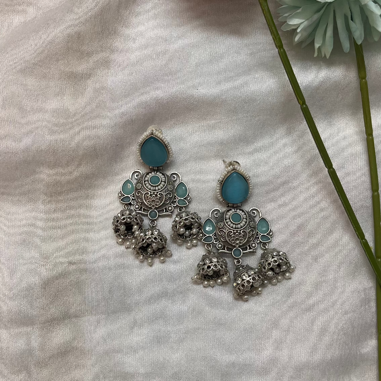 Divya Traditional Dangler